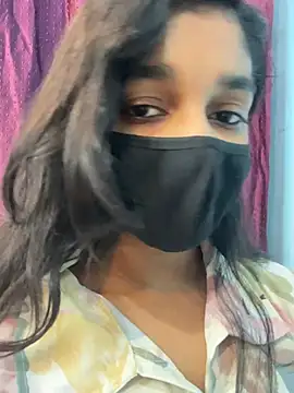 HotxAnamika online show from 02.21.26