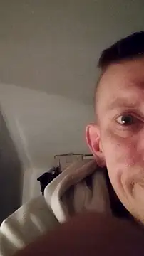 Snapshot of Der_Schoene_Penis chatting on 01.16.26 Der Schoene Penis online show from 01.16.26