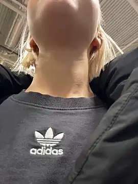 Snapshot of AshleyMur chatting on 01.19.26 AshleyMur online show from 01.19.26