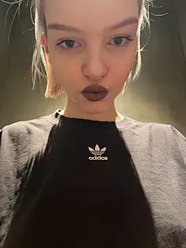 Snapshot of AshleyMur chatting on 02.03.26 AshleyMur online show from 02.03.26