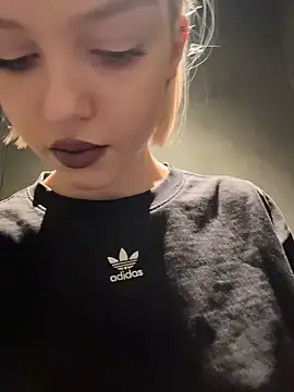 Snapshot of AshleyMur chatting on 02.03.26 AshleyMur online show from 02.03.26