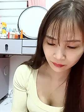 Snapshot of cupboard-1 chatting on 01.13.26 cupboard-1 online show from 01.13.26