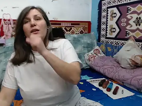 Snapshot of Adelinemilf chatting on 01.12.26 Adelinemilf online show from 01.12.26