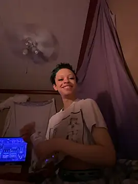 Snapshot of jojosbizarrelyf chatting on 01.18.26 jojosbizarrelyf online show from 01.18.26