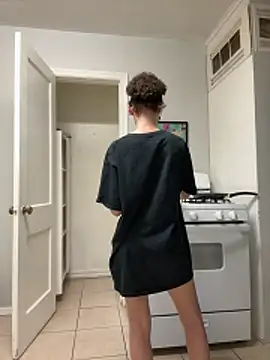 Snapshot of jojosbizarrelyf chatting on 02.14.26 jojosbizarrelyf online show from 02.14.26