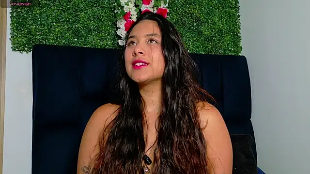 AnnaSmiles online show from 04.16.26