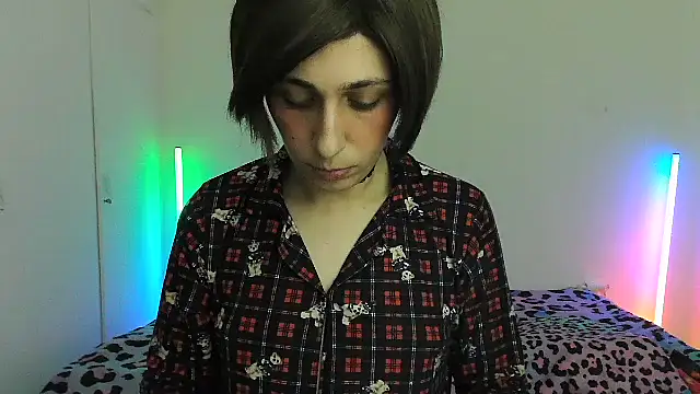 Snapshot of HoneyValentine chatting on 02.20.26 HoneyValentine online show from 02.20.26