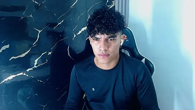 jamescurly00 online show from 02.04.26