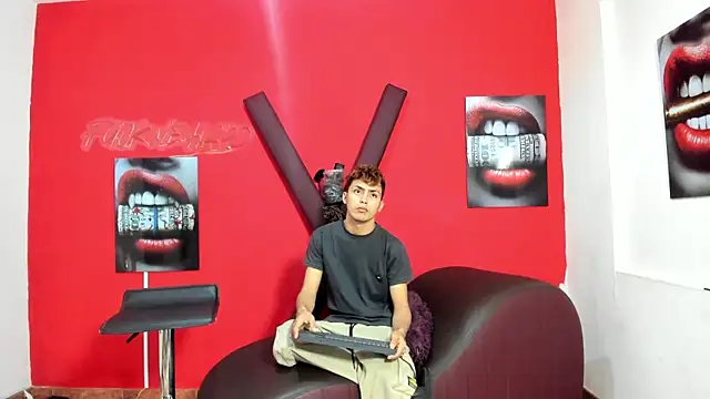 AVENGER BOYS2026 online show from 04.12.26