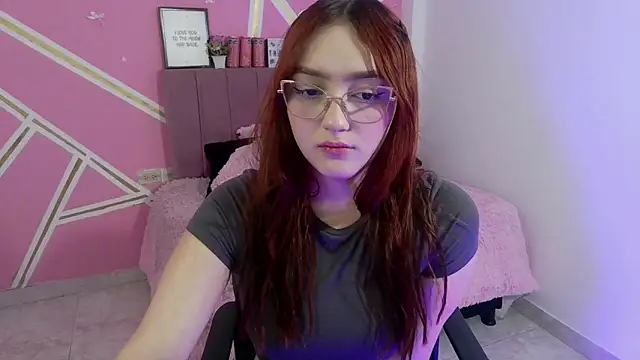 Snapshot of Natasha_Romanof18 chatting on 02.26.26 Natasha Romanof18 online show from 02.26.26