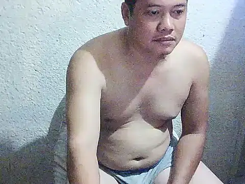 Snapshot of UrAsianGuy90 chatting on 01.13.26 UrAsianGuy90 online show from 01.13.26