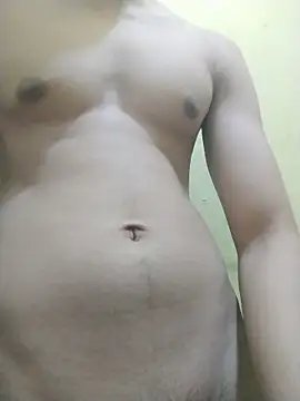 Snapshot of desiBig_dick chatting on 04.18.26 desiBig dick online show from 04.18.26
