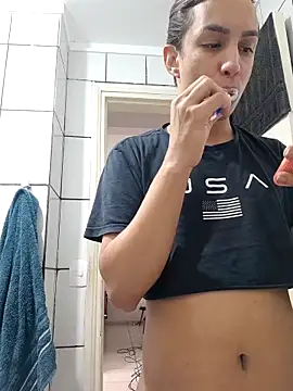 ofjuliaa online show from 02.25.26