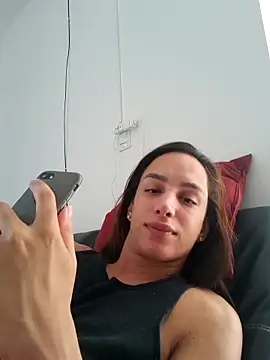 Snapshot of ofjuliaa chatting on 04.17.26 ofjuliaa online show from 04.17.26