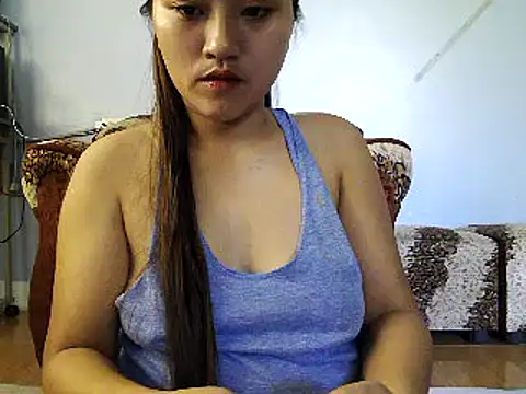 Snapshot of MamaNeedsYou chatting on 01.07.26 MamaNeedsYou online show from 01.07.26