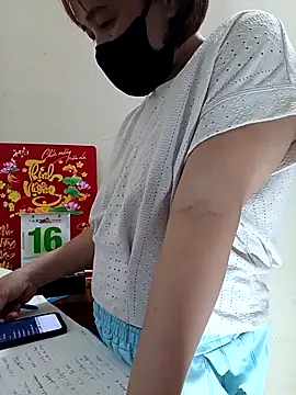 Lyna sexy24 online show from 03.17.26