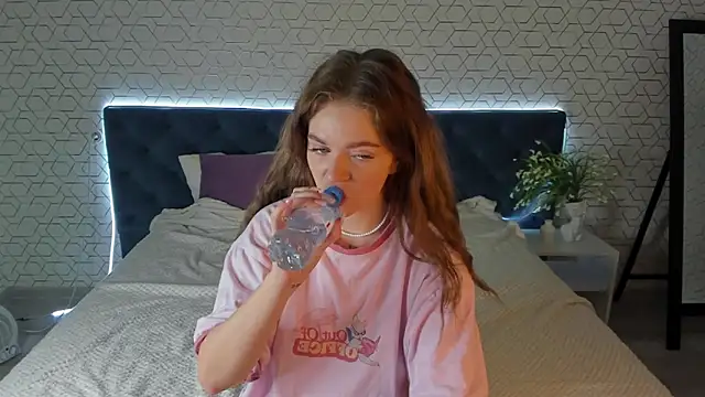 desiree doll online show from 02.23.26