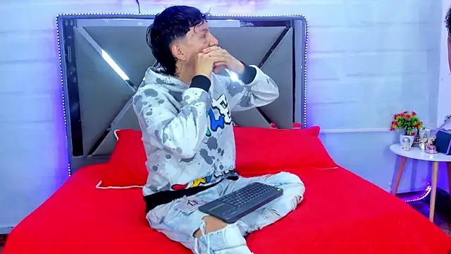 BunnyLove  online show from 02.23.26