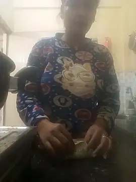 Snapshot of sakina121 chatting on 01.11.26 sakina121 online show from 01.11.26