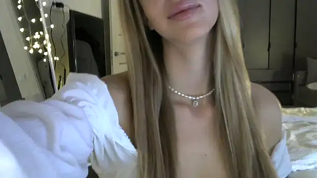 LizaSweetyq online show from 02.11.26