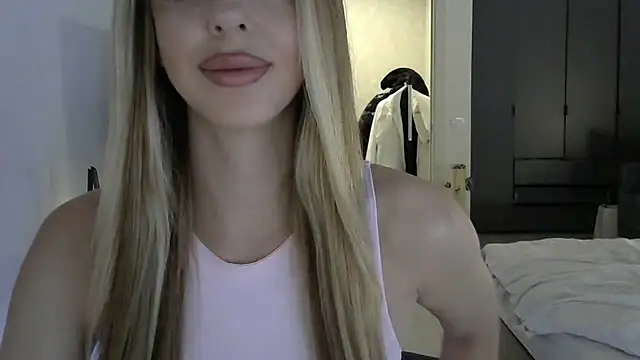 LizaSweetyq online show from 03.04.26