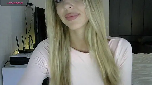 LizaSweetyq online show from 04.24.26
