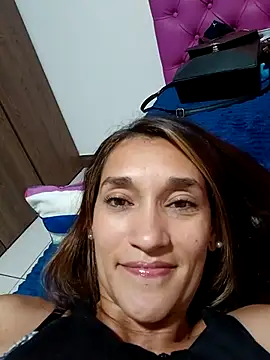 Snapshot of EcoDePiel chatting on 02.04.26 EcoDePiel online show from 02.04.26