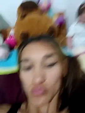 Snapshot of EcoDePiel chatting on 02.28.26 EcoDePiel online show from 02.28.26