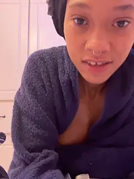 Snapshot of Tamiii420 chatting on 07.12.26 Tamiii420 online show from 07.12.26