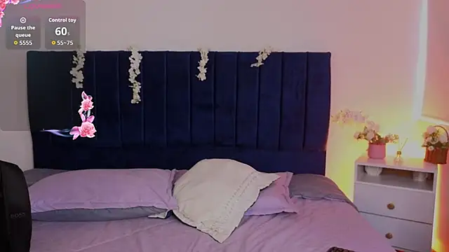 DulceRouss  online show from 03.30.26