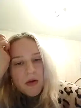 Snapshot of Mila_weed chatting on 02.25.26 Mila weed online show from 02.25.26