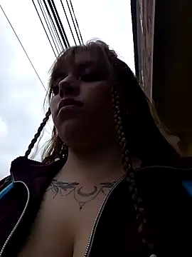 ISABELLA-01  online show from 04.23.26