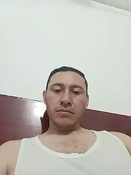 Snapshot of 3T-original chatting on 01.10.26 3T-original online show from 01.10.26