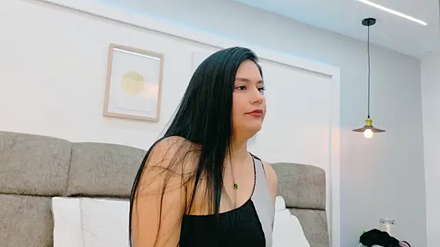 Snapshot of AlmaRose_ chatting on 04.29.26 AlmaRose online show from 04.29.26