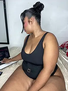 Snapshot of NataliaMillers chatting on 02.07.26 NataliaMillers online show from 02.07.26