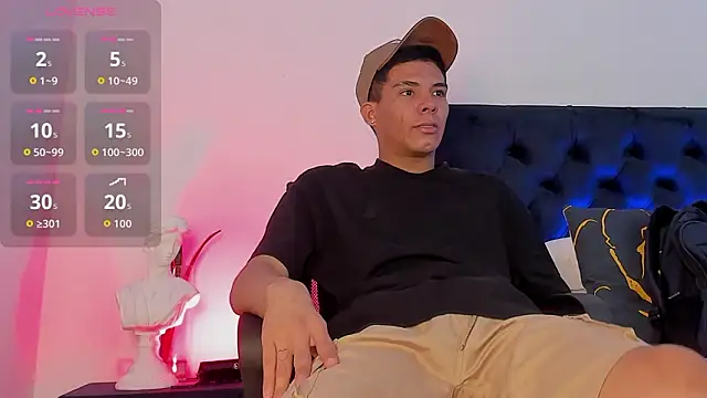 Snapshot of Marcus_Moreno chatting on 02.17.26 Marcus Moreno online show from 02.17.26