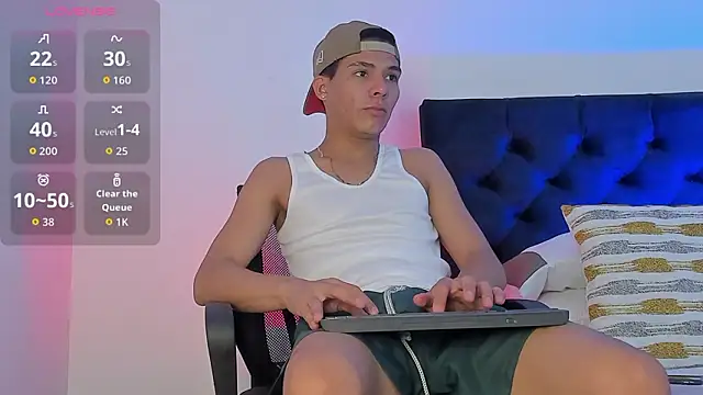 Snapshot of Marcus_Moreno chatting on 02.18.26 Marcus Moreno online show from 02.18.26