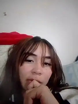 Snapshot of sofiaspring chatting on 01.16.26 sofiaspring online show from 01.16.26