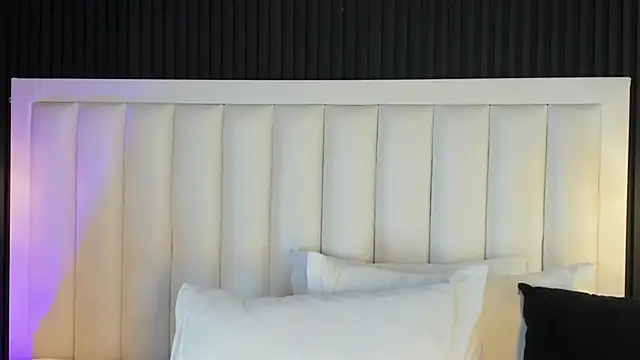 PandoraMiller online show from 04.14.26