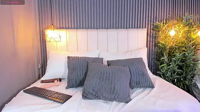 LunaKarther online show from 02.07.26