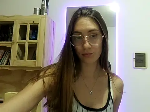 Noracherry online show from 02.26.26