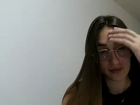 Noracherry online show from 03.02.26