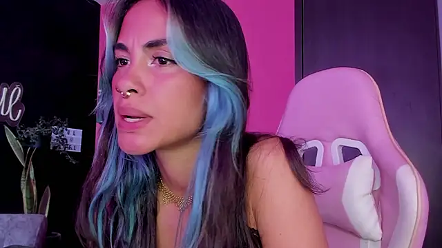 azula lillet online show from 02.10.26