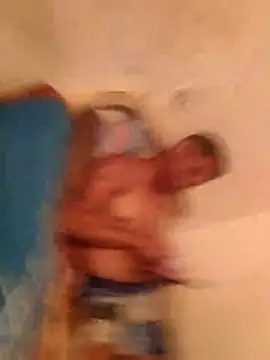 Chiquitoperopeligroso4 online show from 01.12.26