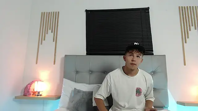 Snapshot of johnny_blake_ chatting on 01.31.26 johnny blake online show from 01.31.26