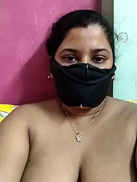 Snapshot of pinkisaha75 chatting on 04.13.26 pinkisaha75 online show from 04.13.26