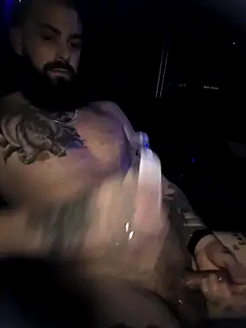 Snapshot of BigDonnyBig chatting on 04.10.26 BigDonnyBig online show from 04.10.26