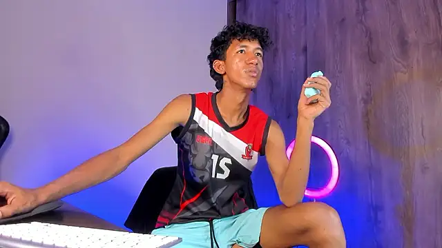 neitan miller  online show from 03.10.26