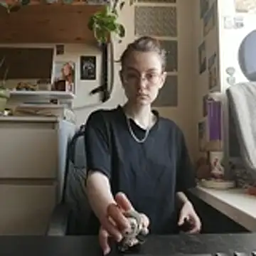 Snapshot of Shy_Bamby chatting on 04.11.26 Shy Bamby online show from 04.11.26