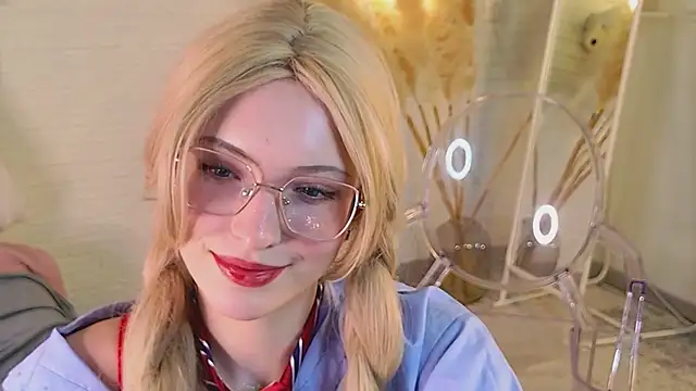 Snapshot of Yayaa_Love chatting on 03.15.26 Yayaa Love online show from 03.15.26